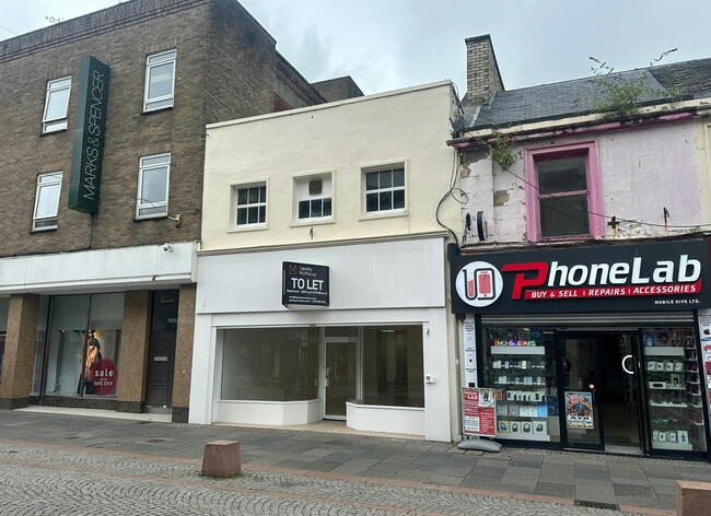 More details for 82 King St, Kilmarnock - Retail to Rent