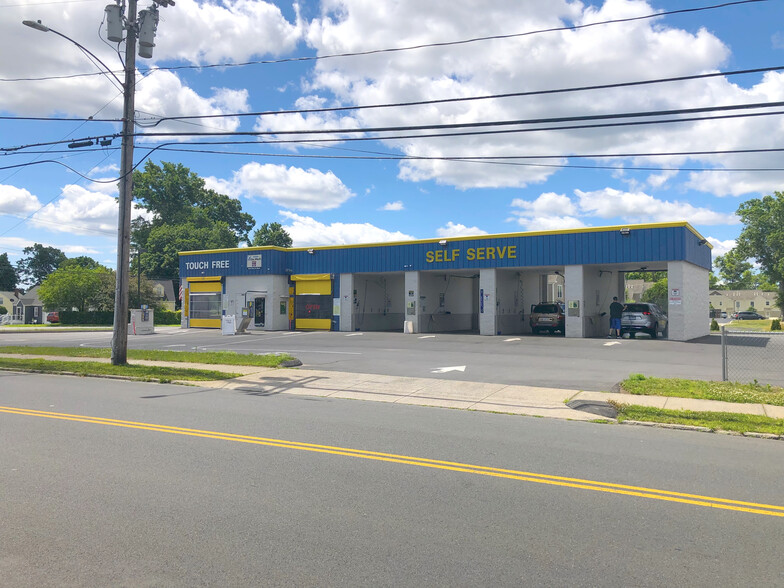 2360 Corbin Ave, New Britain, CT for sale - Building Photo - Image 1 of 1