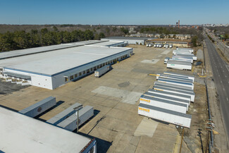 More details for 1700 Jefferson Davis Hwy, Richmond, VA - Industrial for Rent