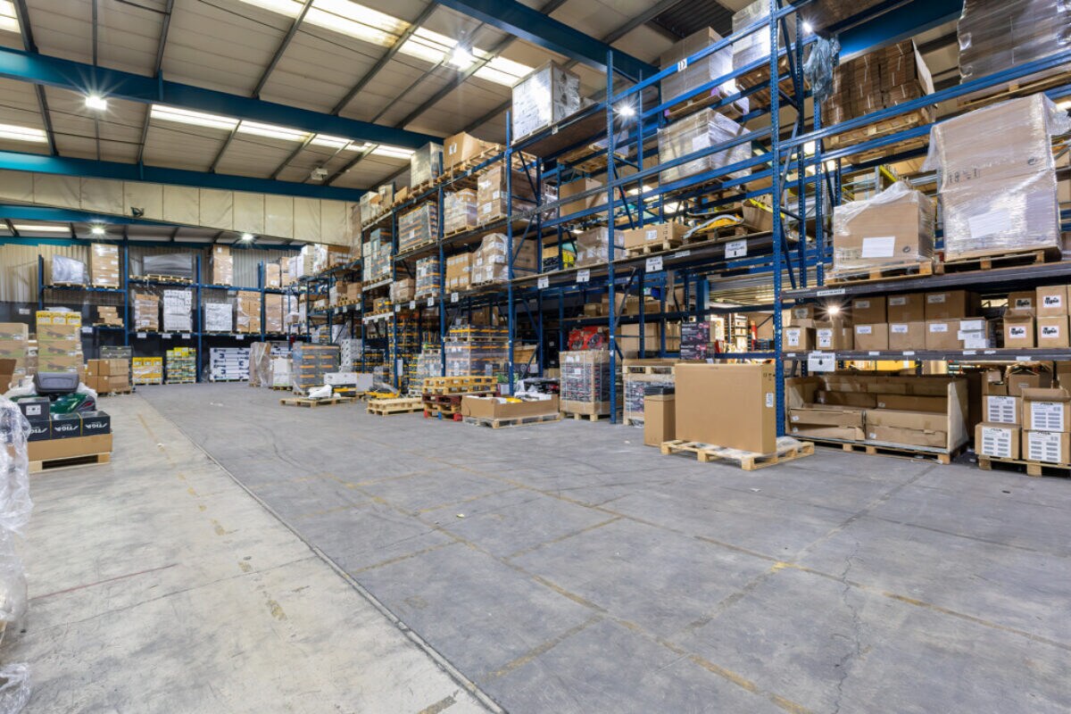 Bell Close, Plymouth to rent Interior Photo- Image 1 of 2