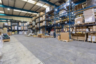 Bell Close, Plymouth to rent Interior Photo- Image 1 of 2