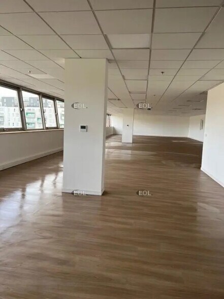 Industrial in Rosny-sous-Bois to rent - Interior Photo - Image 3 of 3