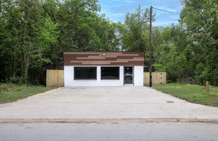 2410 Angeline St, Kilgore, TX for sale - Building Photo - Image 3 of 23