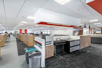Lynch Wood, Peterborough to rent Interior Photo- Image 2 of 9