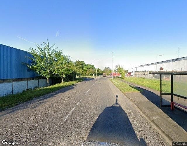 Faraday Rd, Swindon to rent - Building Photo - Image 3 of 4