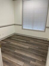 1215 Eagles Landing Pky, Stockbridge, GA to rent Interior Photo- Image 2 of 13