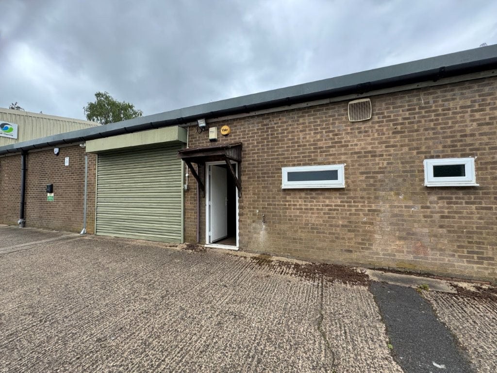 Ryehill Clos, Northampton to rent Building Photo- Image 1 of 7