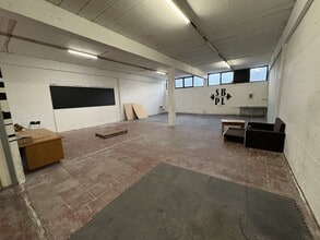 Manor House Av, Southampton to rent Interior Photo- Image 2 of 4