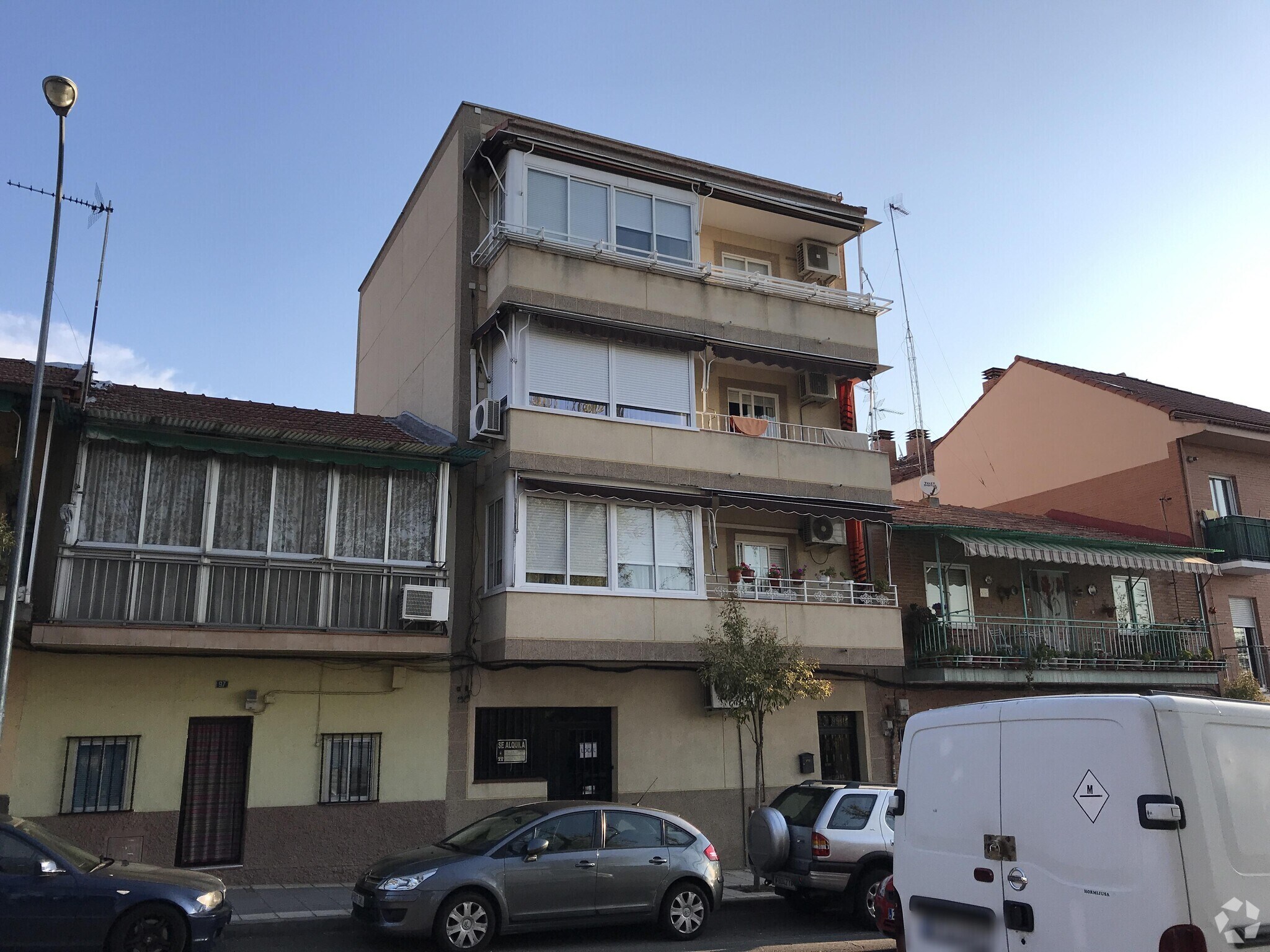 Retail in San Fernando de Henares, Madrid to rent Primary Photo- Image 1 of 3