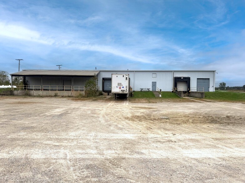 2724 W CR 75, Butler, IN for sale - Building Photo - Image 2 of 5