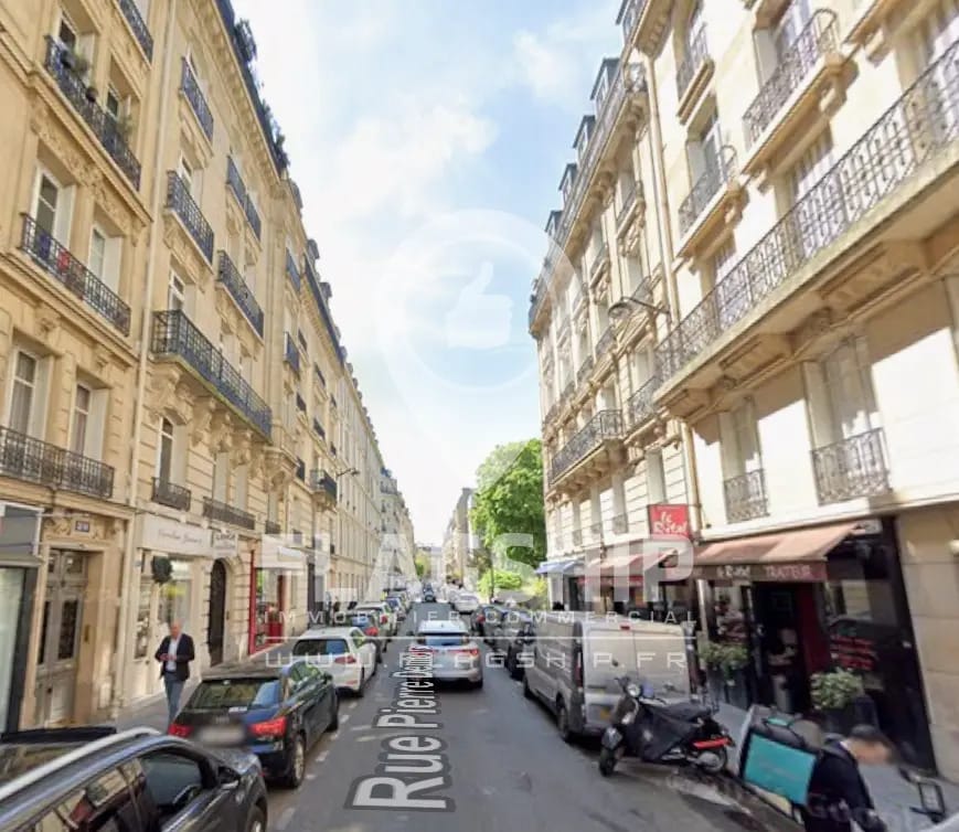 Location Commerce 78 m² - Photo 1