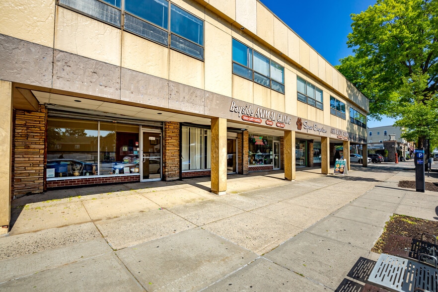 3641-3651 Bell Blvd, Bayside, NY for rent - Building Photo - Image 3 of 8