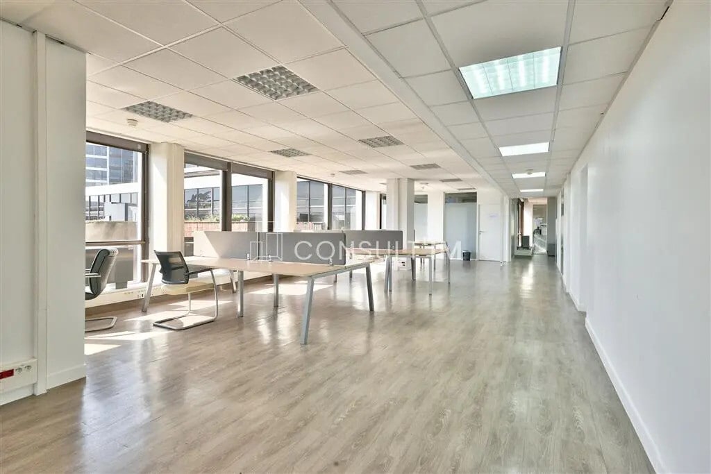 Vente Bureaux 436 m² - Photo 1
