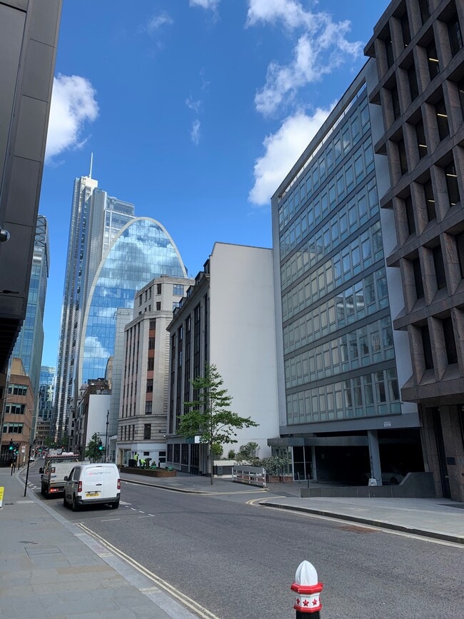More details for 32-38 Dukes Pl, London - Office to Rent