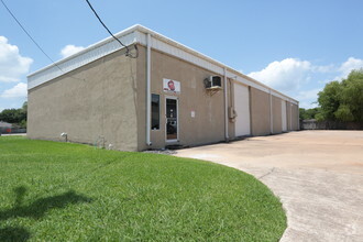 335 Staffordshire Rd, Stafford, TX for sale Primary Photo- Image 1 of 1