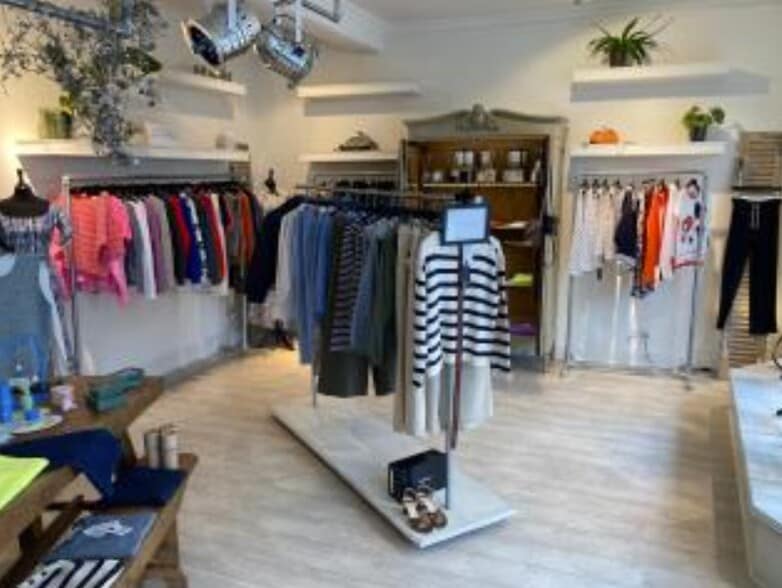 24 New Bridge St, Truro for sale - Interior Photo - Image 3 of 3