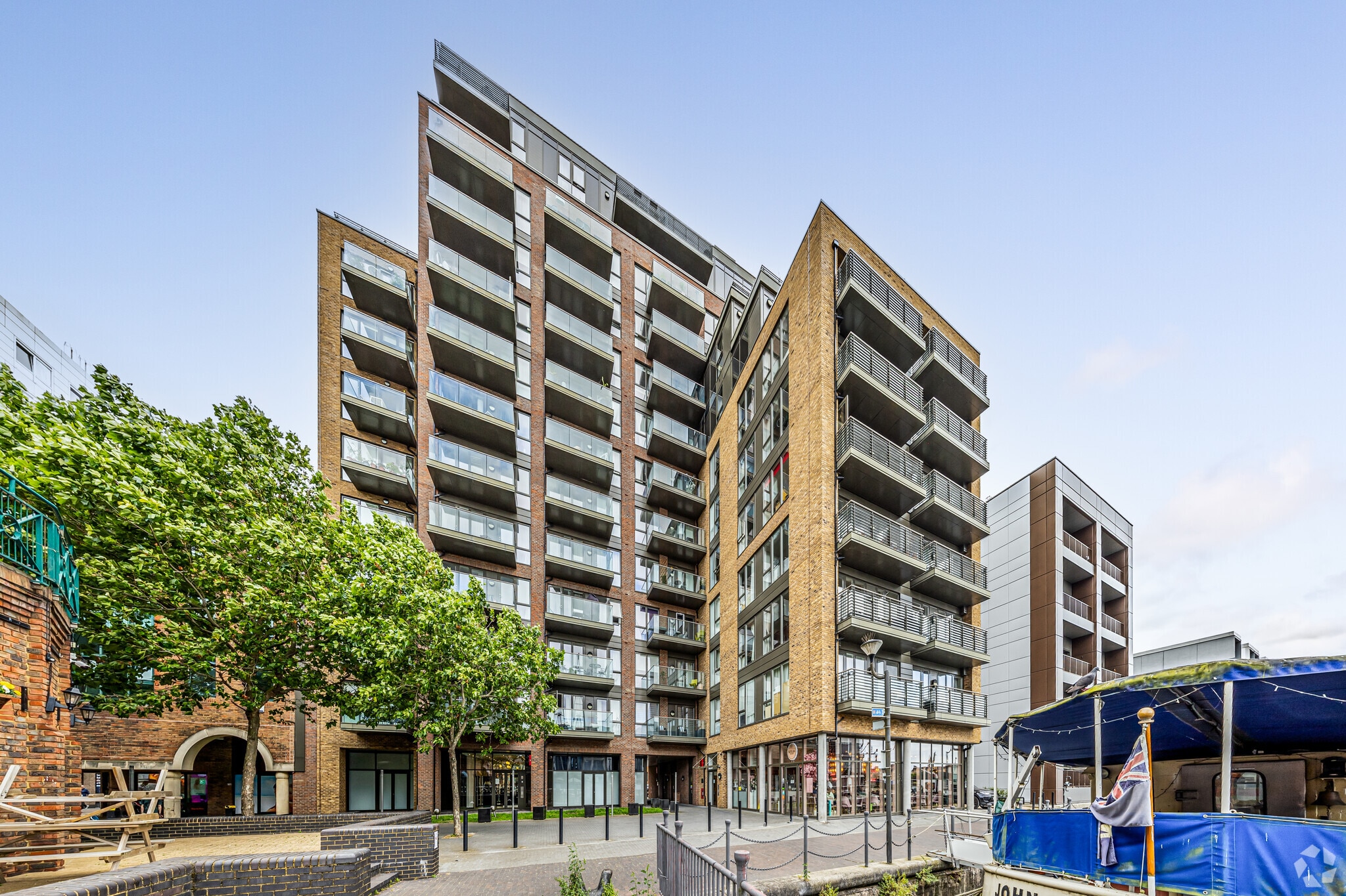 Turnberry Quay, London for sale Primary Photo- Image 1 of 1