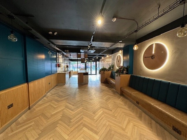 93A High St, Birmingham to rent - Interior Photo - Image 2 of 4