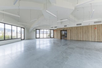 Office in Barcelona, Barcelona to rent Interior Photo- Image 2 of 17