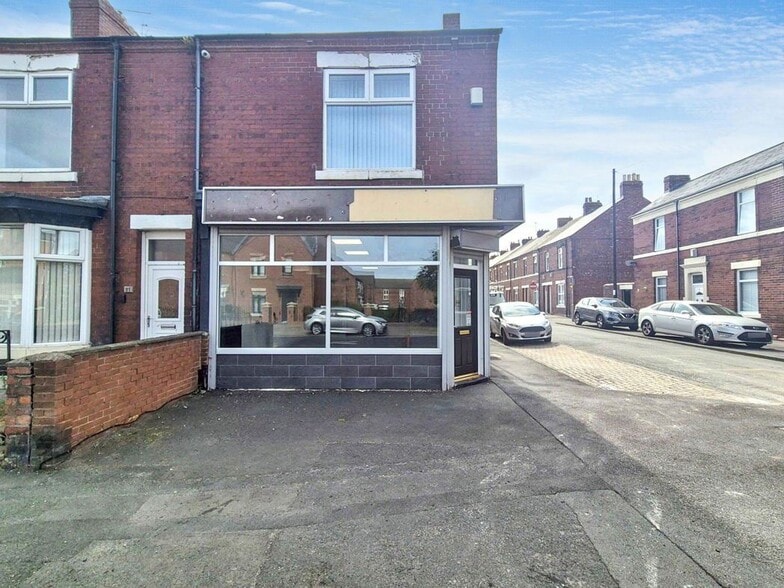 19 Hedgeley Rd, Hebburn for sale - Primary Photo - Image 1 of 21