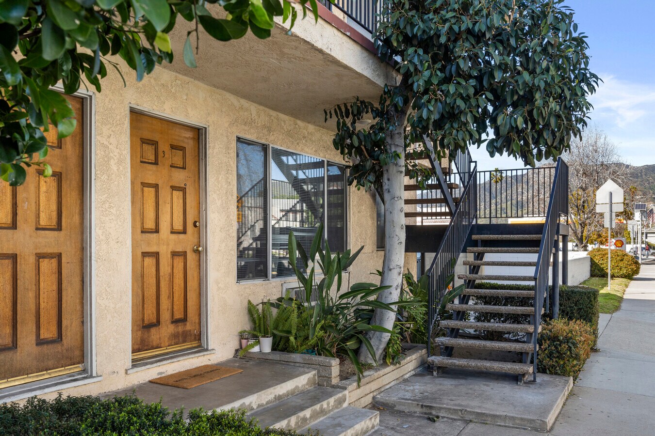 501 W Doran St, Glendale 91203 Residential for Sale