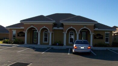 1141 Professional Park Dr, Brandon, FL for rent Building Photo- Image 2 of 3