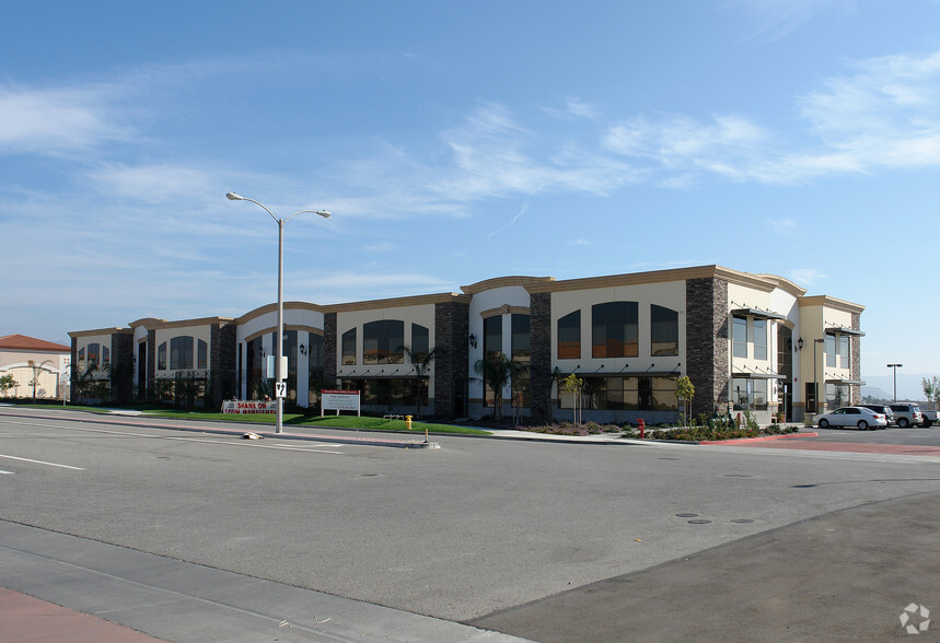 400 W Ventura Blvd, Camarillo, CA for rent - Building Photo - Image 3 of 6