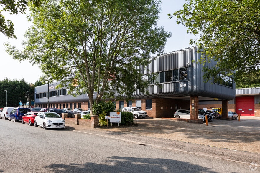 Chatham Storage King, Revenge Rd, Chatham to rent - Building Photo - Image 1 of 2