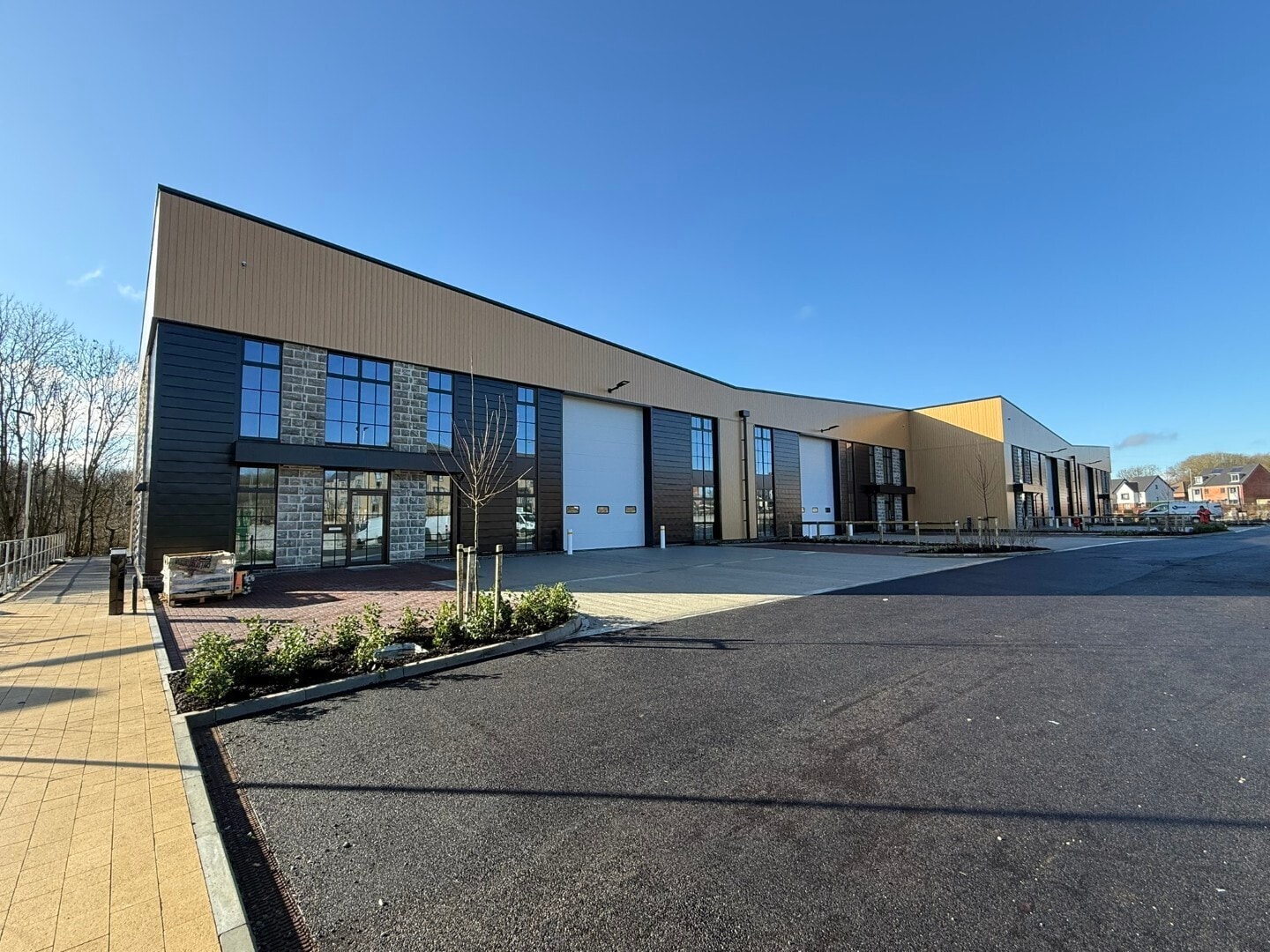 7D Sittingbourne Rd, Maidstone to rent Building Photo- Image 1 of 13