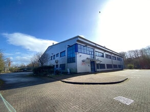 39 Mackintosh Pl, Irvine to rent Building Photo- Image 2 of 3