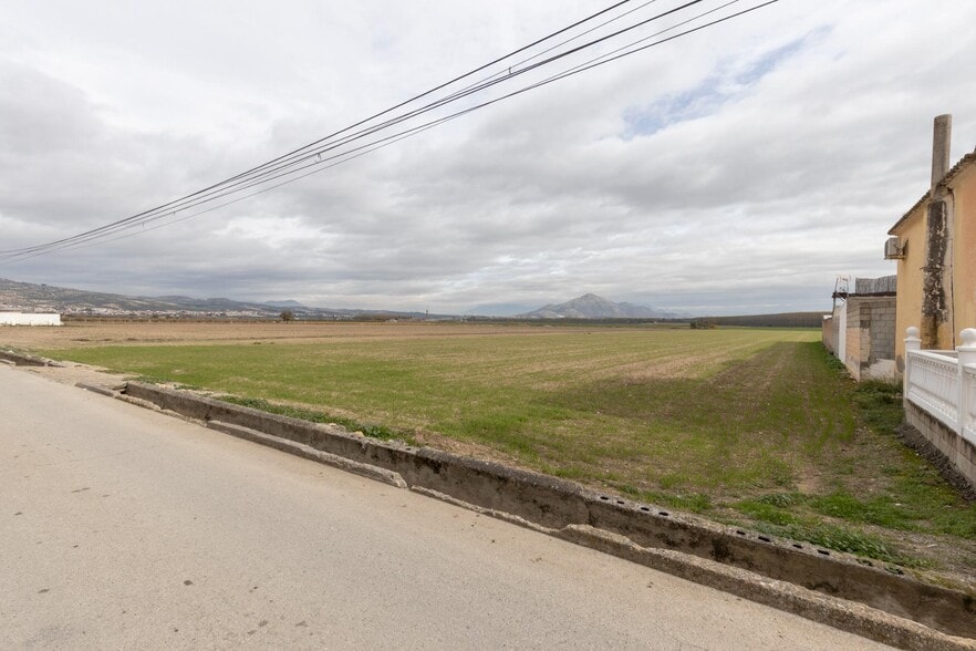 Calle Sol, 8, Valderrubio, Granada for sale - Building Photo - Image 2 of 16