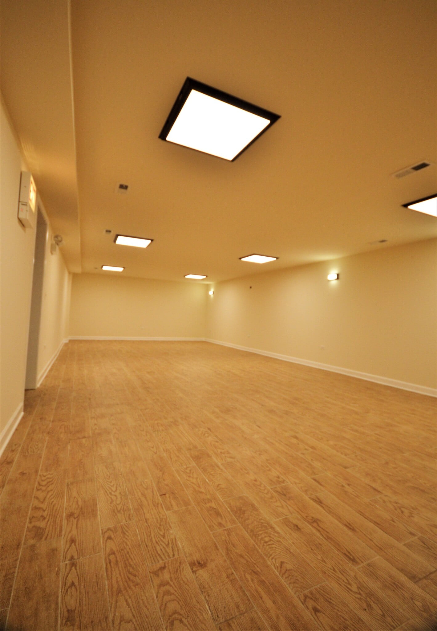 3355 N Clark St, Chicago, IL to rent Building Photo- Image 1 of 4