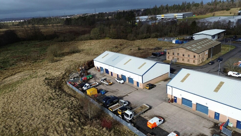 3D Langlands Sq, East Kilbride to rent - Building Photo - Image 3 of 11