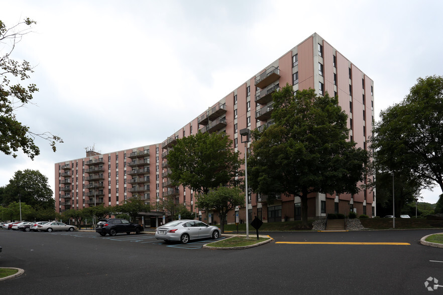 1001-1003 Easton Rd, Willow Grove, PA for rent - Building Photo - Image 1 of 42