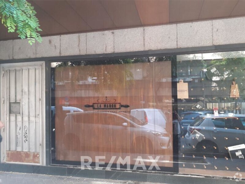 Retail in Madrid, Madrid to rent Interior Photo- Image 1 of 14