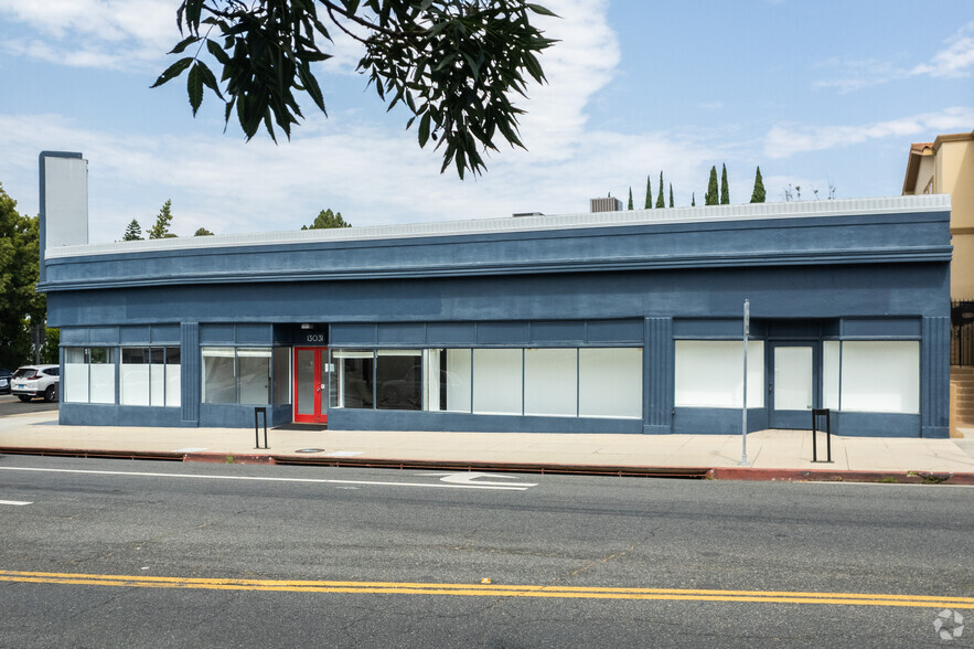 13031 Montana Ave, Los Angeles, CA for rent - Building Photo - Image 2 of 53