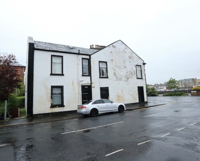 46 North Harbour St, Ayr KA8 8AQ UK