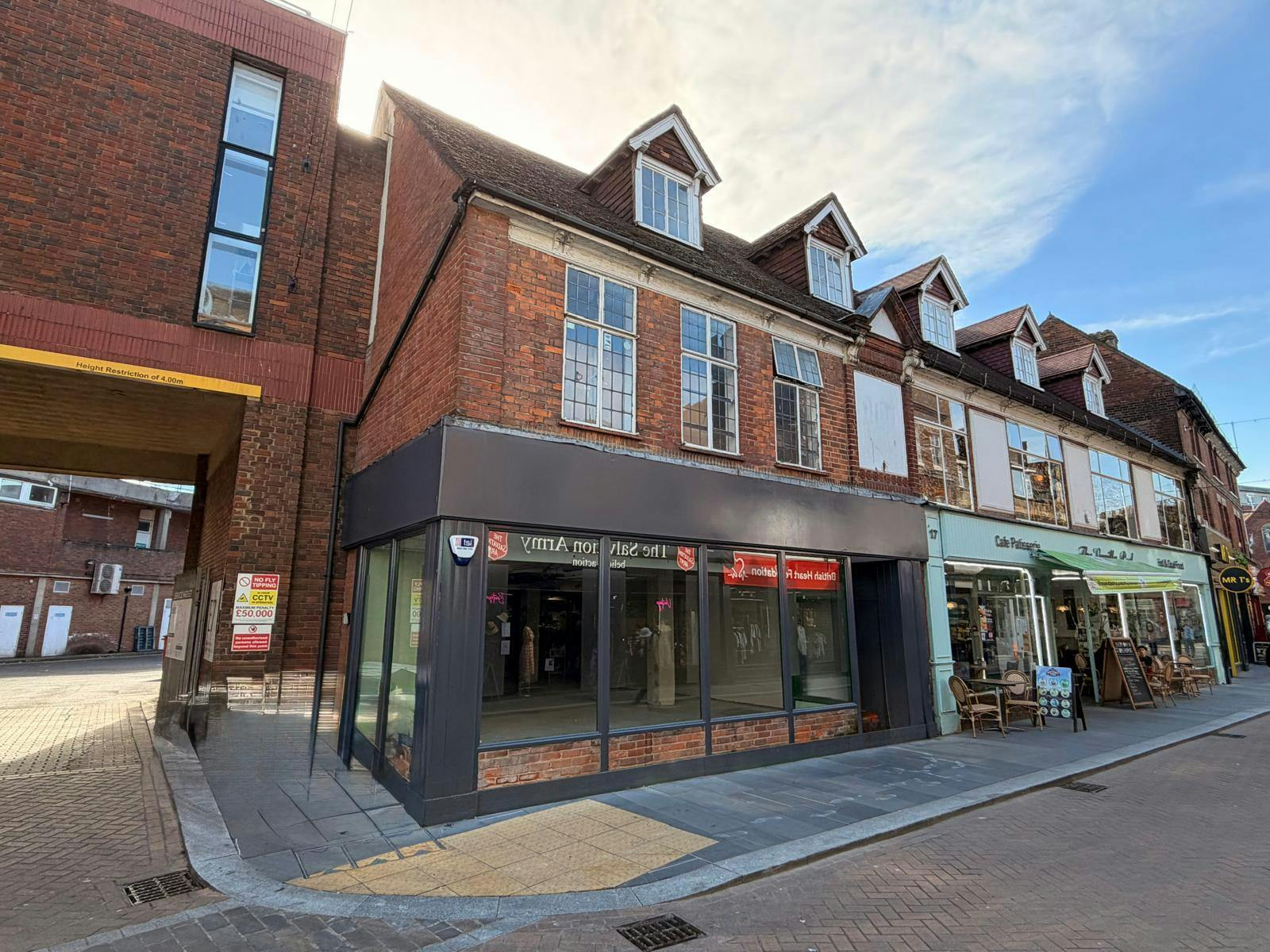 15 White Hart St, High Wycombe to rent Building Photo- Image 1 of 2