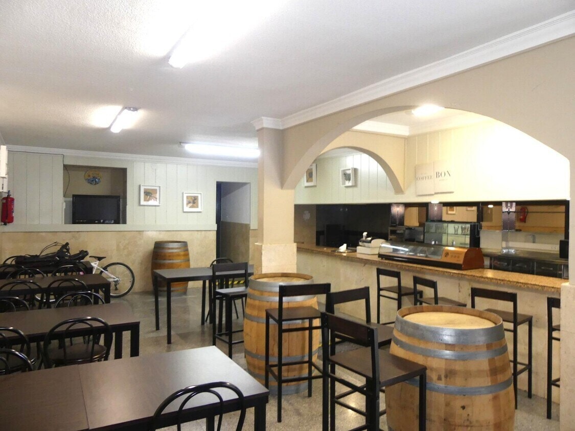 Retail in Granollers, Barcelona to rent Interior Photo- Image 1 of 5