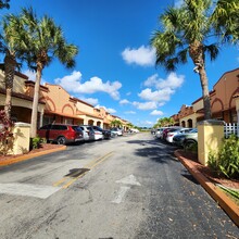 5783A NW 151st St, Miami Lakes, FL for sale Primary Photo- Image 1 of 14