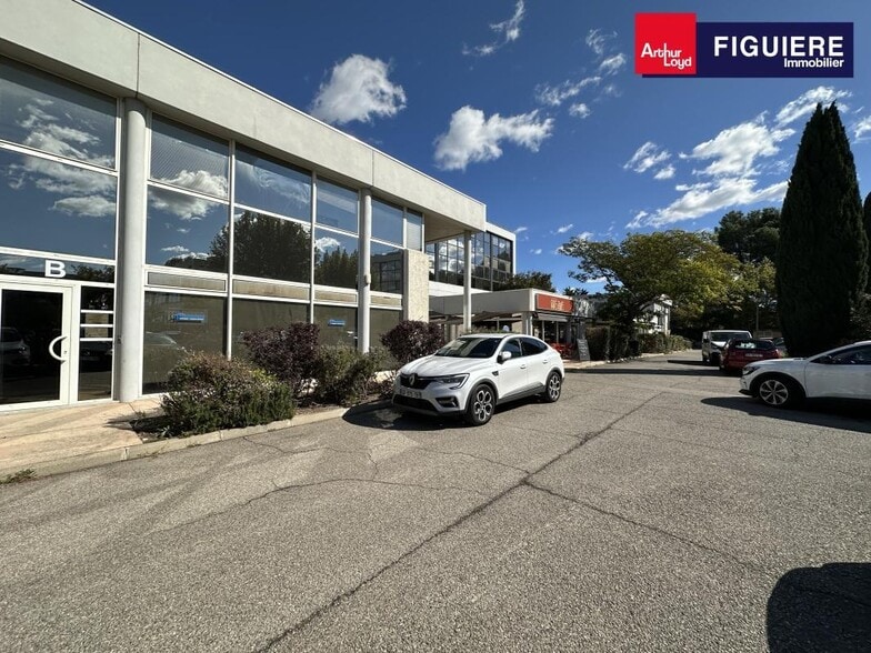 Office in Aix-en-Provence for sale - Building Photo - Image 3 of 7