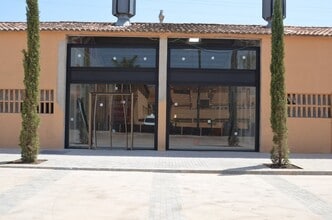 Industrial in Sant Pere de Ribes, Barcelona to rent Building Photo- Image 2 of 8