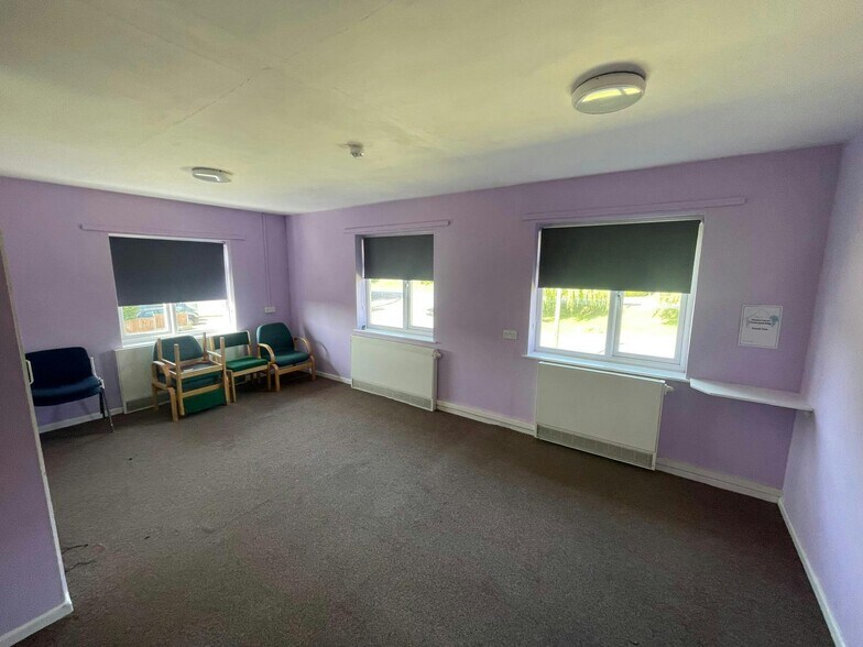 48 Station Rd, Pershore for sale - Building Photo - Image 3 of 8