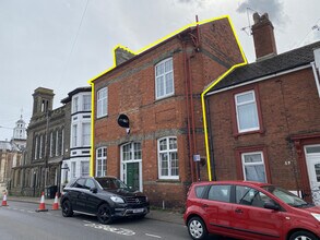 52A Deneside, Great Yarmouth to rent Building Photo- Image 1 of 5