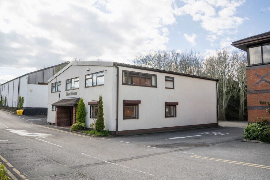 Plas Acton Rd, Wrexham for sale - Primary Photo - Image 1 of 1