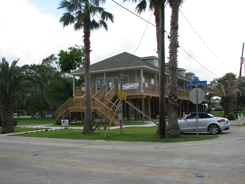 601 5th St, Kemah, TX for rent - Building Photo - Image 2 of 21