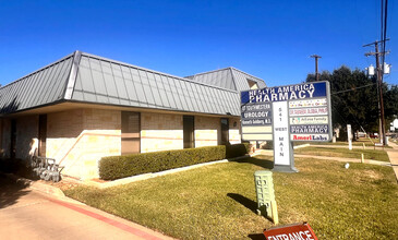 541 W Main St, Lewisville, TX for sale Building Photo- Image 1 of 26