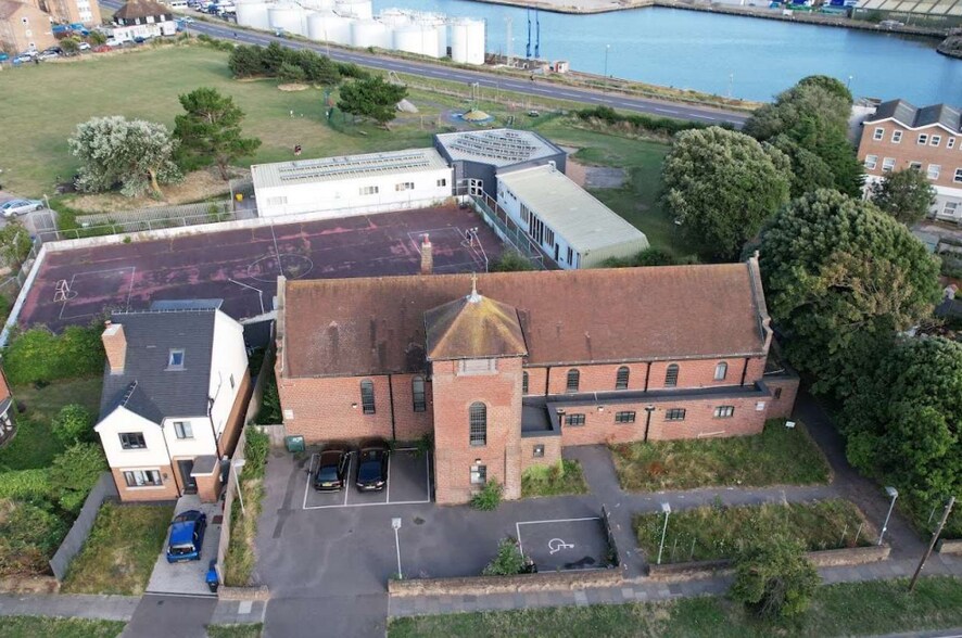 4 Gardner Rd, Brighton for sale - Building Photo - Image 1 of 1