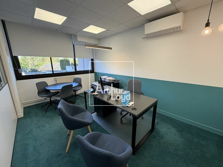 Office in Melun for sale - Interior Photo - Image 3 of 4