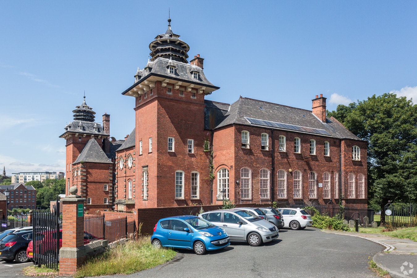 Albion Row, Newcastle Upon Tyne, NE6 1LL UK